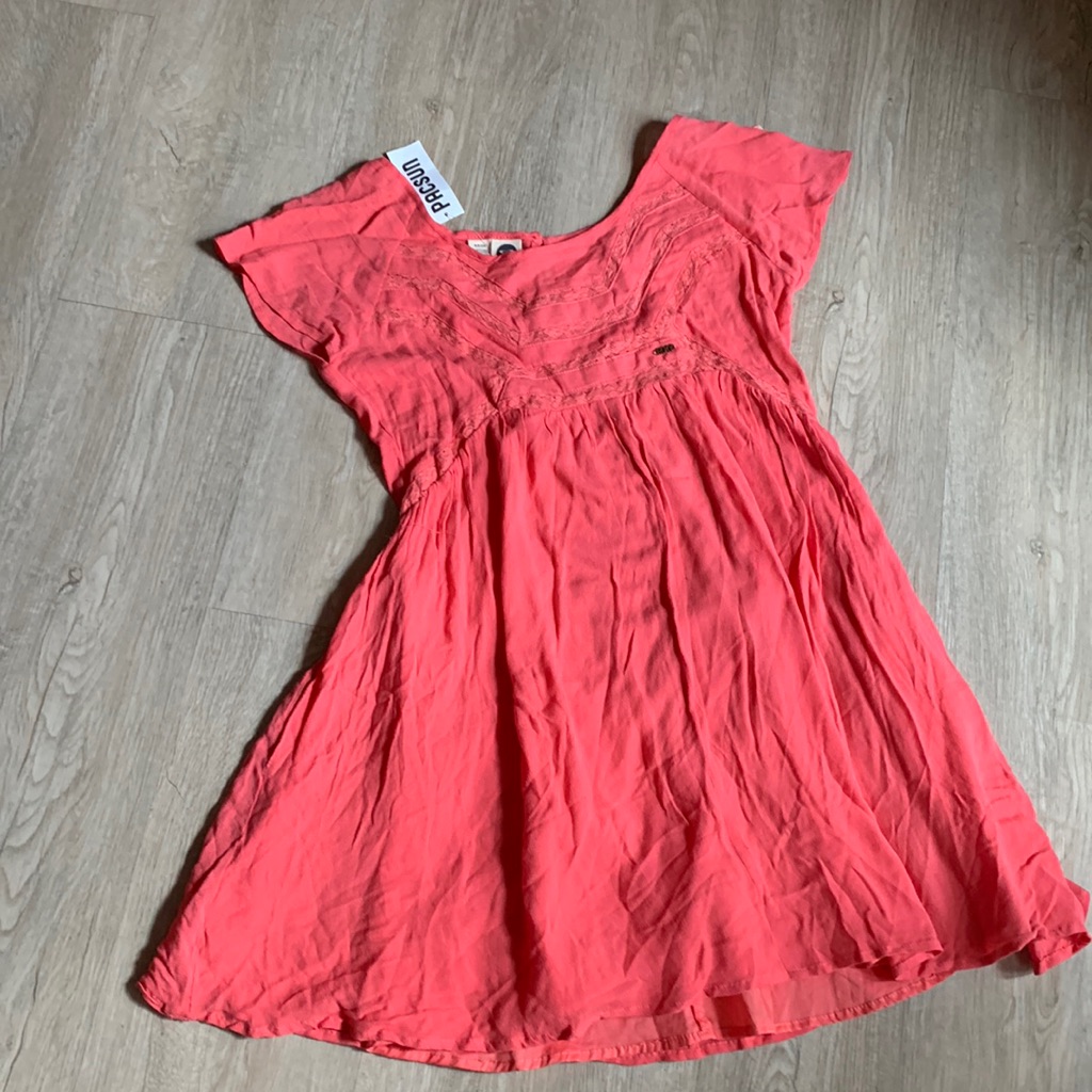 Roxy Size Small